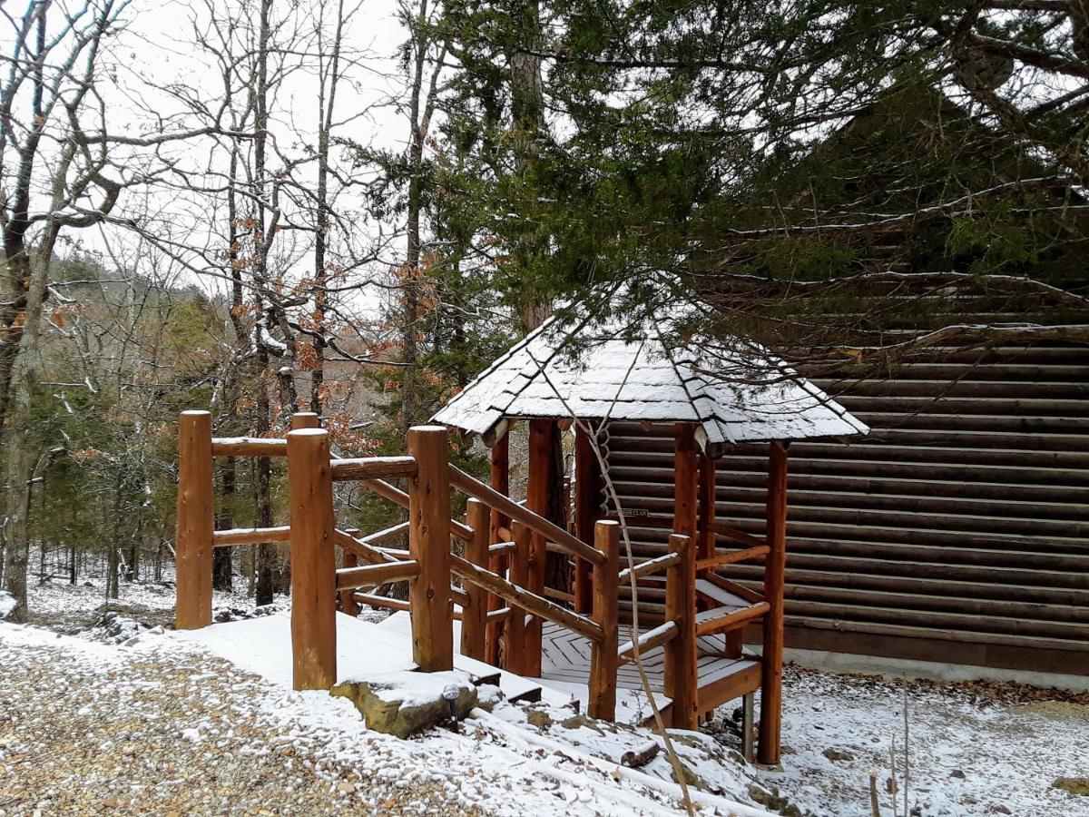 Cherokee Mountain Log Cabins ユリーカ・スプリングス エクステリア 写真