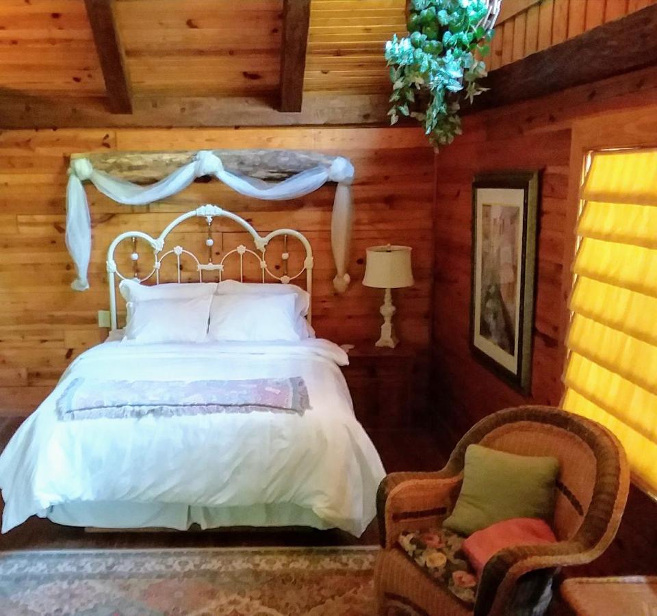 Cherokee Mountain Log Cabins ユリーカ・スプリングス エクステリア 写真